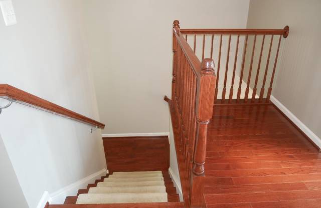 23289 TRADEWIND Drive Gallery 4