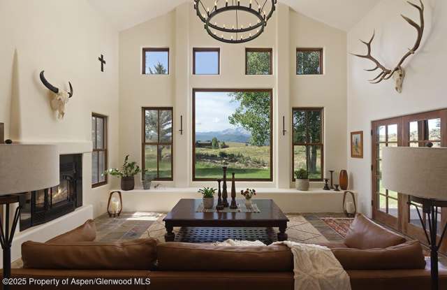 661 Green Meadow Drive photos photos