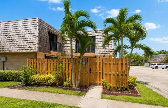 219 LAKE ARBOR Drive Gallery 1