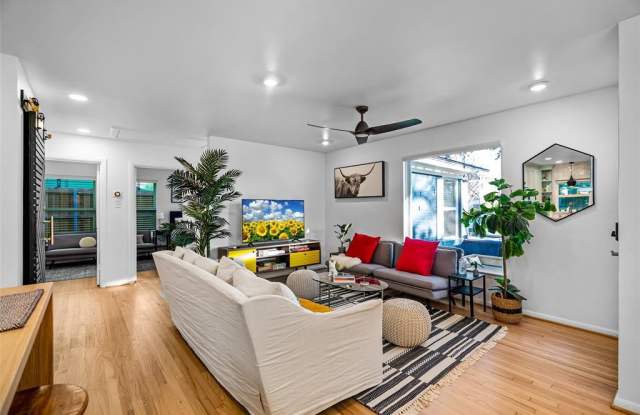 4021 Rochelle Drive Gallery 2