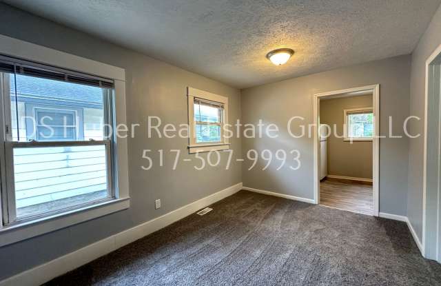 1138 Porter Street Lansing, MI 48906 - 1/2 OFF 1ST MONTH'S RENT photos photos