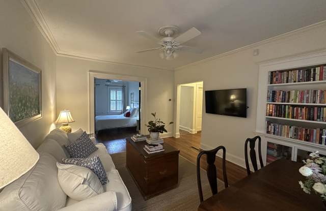 1125 Briarcliff Place Northeast photos photos