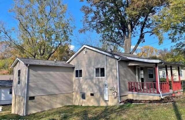 243 SW Nicholson Ave photos photos