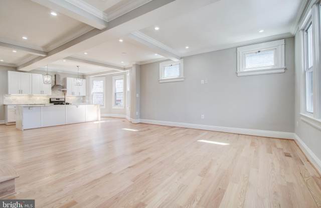 4429 GEORGIA AVENUE NW Gallery 4