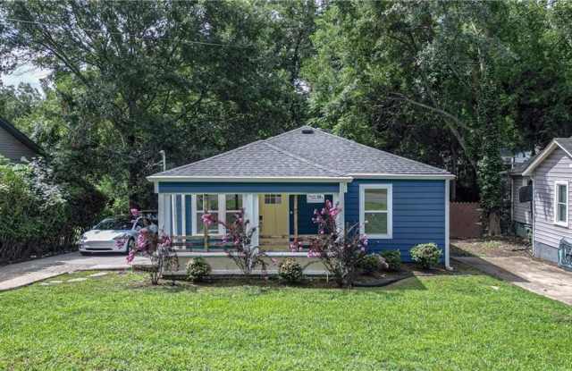 1352 Akridge Street NW photos photos