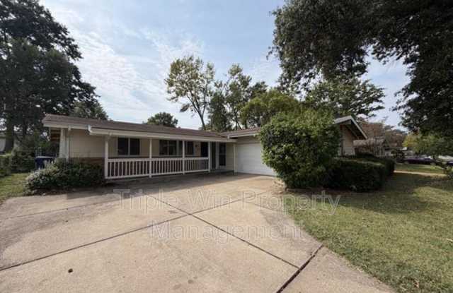 3180 Kingsley Dr Gallery 1