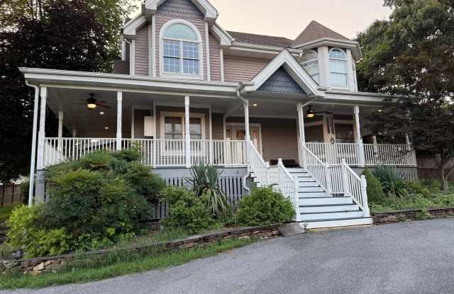 14712 OLD COLUMBIA PIKE photos photos