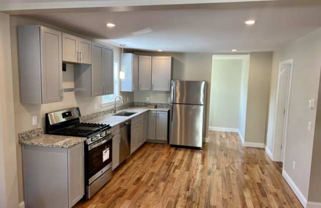 11 Garfield Ave. photos photos