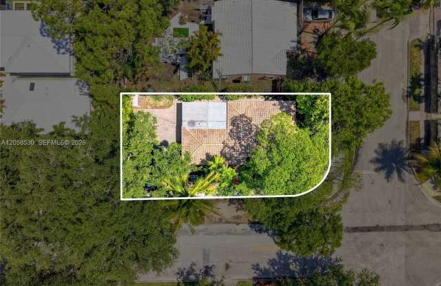 2301 Tequesta Lane Gallery 2