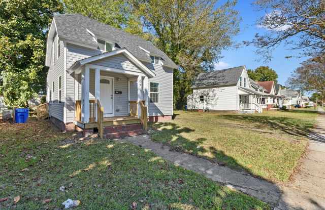 Spacious 4-Bedroom Home with Modern Upgrades Throughout photos photos Spacious 4-Bedroom Home with Modern Upgrades Throughout photos photos