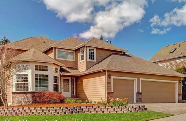 2501 Kennewick Pl. NE - 2501 Kennewick Place Northeast, Renton, WA 98056