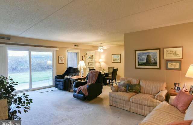 1631 Edgewood Pl photos photos