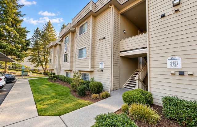 Top-Floor 1-Bedroom Condo with Private Balcony &  Amenities Gallery 1
