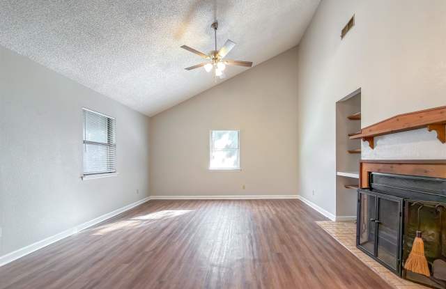 1556 Twin Lakes Circle - 1556 Twin Lakes Circle, Leon County, FL 32311 1556 Twin Lakes Circle - 1556 Twin Lakes Circle, Leon County, FL 32311