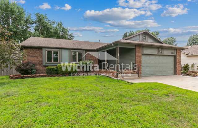 Large 4 bedroom 3 bath home in West Wichita photos photos