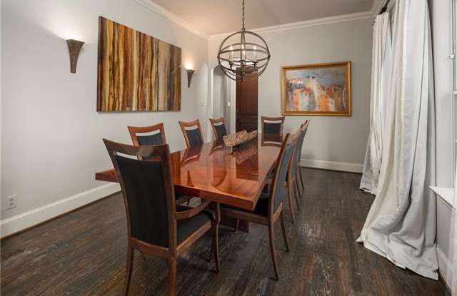 7012 MILLS BRANCH Circle Gallery 4