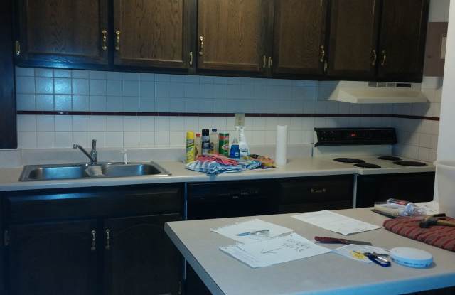 Spacious 2bd/1.5bth Condo Located in Laurel Square!! Gallery 4