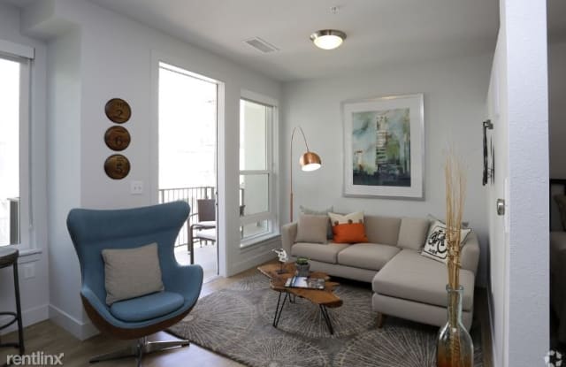 2002 W 32nd Ave Studio C - 2002 West 32nd Avenue, Denver, CO 80211
