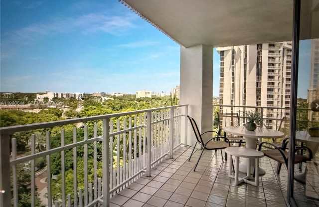 2000 Towerside Ter photos photos