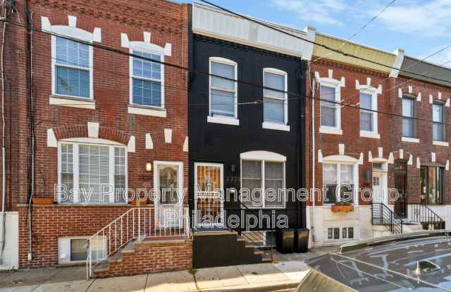 2328 S Warnock St photos photos