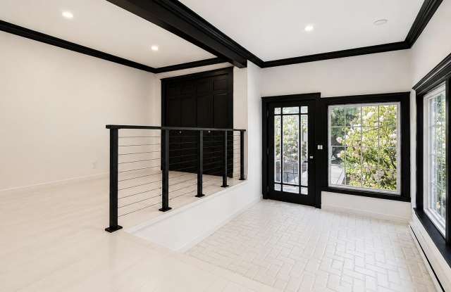 15300 Red Arrow Highway Gallery 3