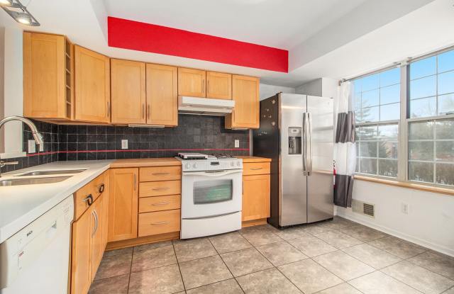 230 Lyn Anne Court Gallery 3