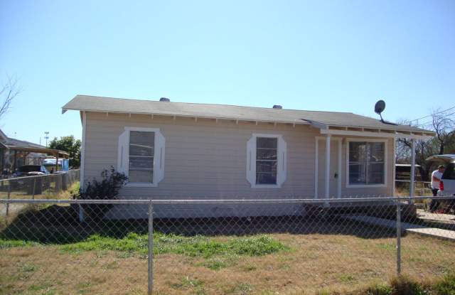 Edgewood - 118 Durant Street, San Antonio, TX 78237