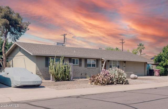 6744 E VERNON Avenue photos photos