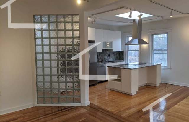 Sunny 3 Bed/ 2 Bath 15 Min Walk to Harvard photos photos