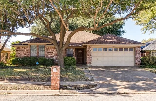 7725 Prairie Drive - 7725 Prairie Drive, Watauga, TX 76148