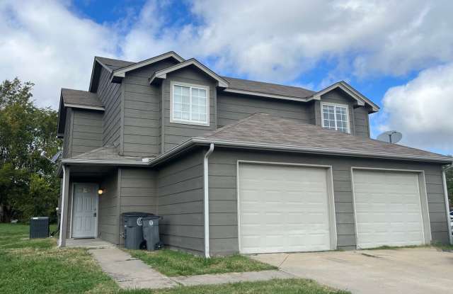 3 bedroom Two Story Duplex! photos photos