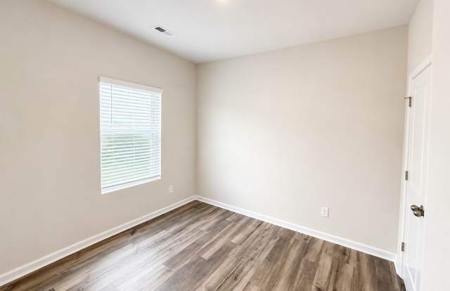112 Holly Oak Court - 1 Gallery 3