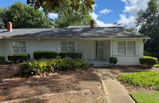 Los Robles Gallery 1