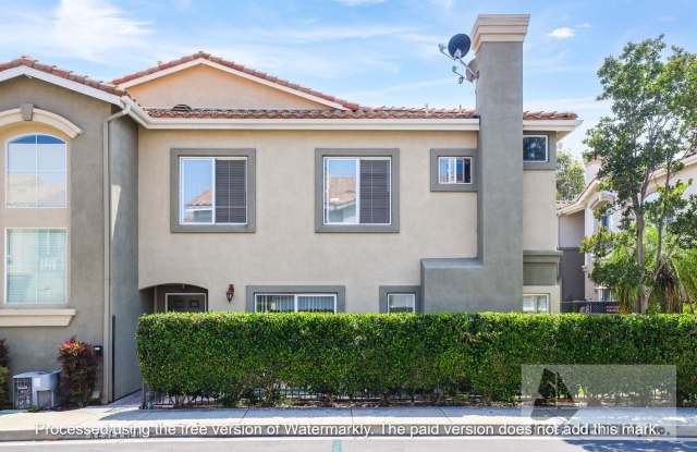 Gorgeous End unit in Rancho Santa Margarita! photos photos