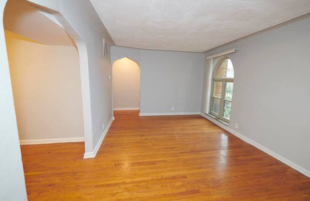 5823 Lindenwood 2E | southcityspaces.com | photos photos