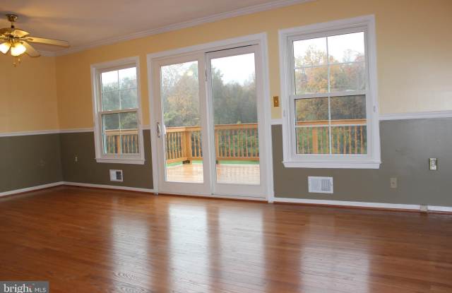 9223 SAND CREEK COURT Gallery 3
