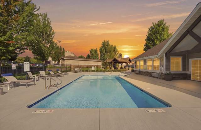 Deer Creek Apartments Gallery 2