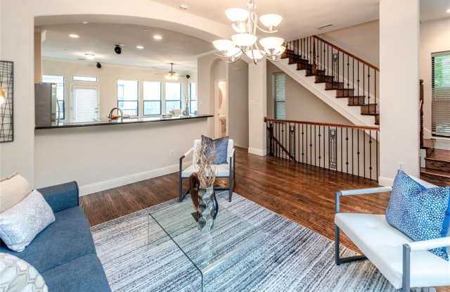 7200 Olivia Lane Gallery 4