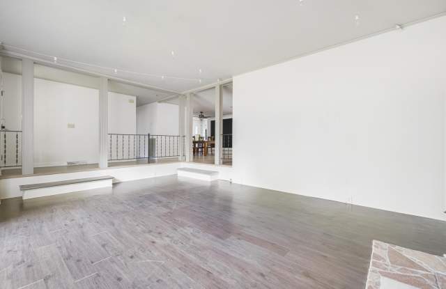 2314 Westwood Street - 1 Gallery 4