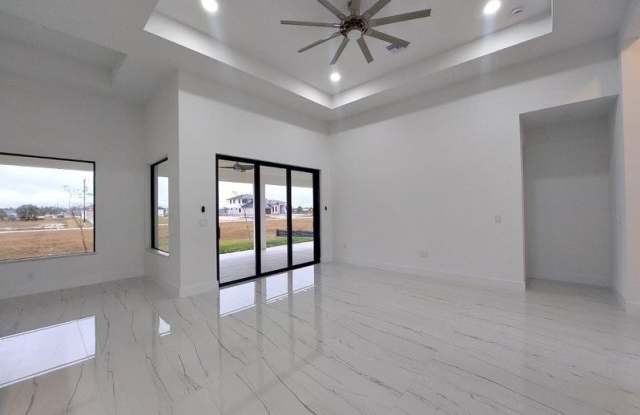3816 NW 43rd Avenue Gallery 2