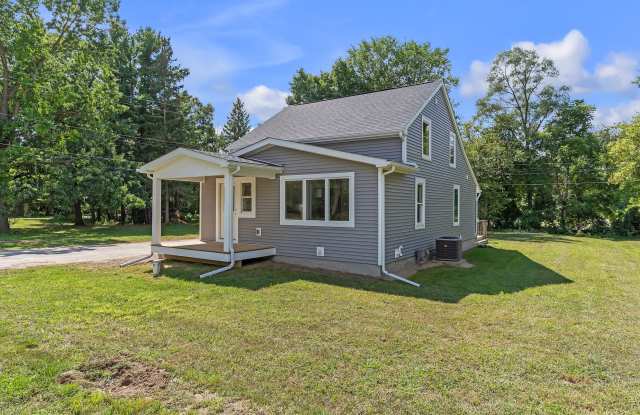 9045 Hillcrest Drive - 9045 Hillcrest Drive, Whitmore Lake, MI 48189