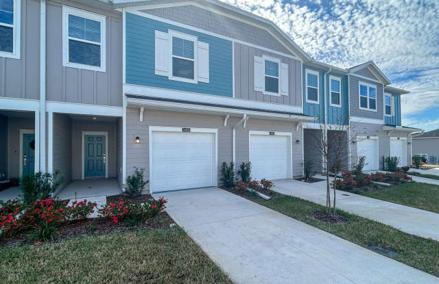 New Construction 3/2.5 Townhome in Tara Baywood - 14435 Northwest 164th Road, Alachua, FL 32615
