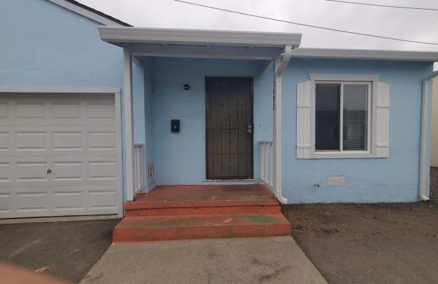 1st Month's Rent is FREE!!! Conveniently Located Newly Remodeled 1 Bed/ 1 Bath Duplex for Rent In San Leandro, Ca!!! photos photos
