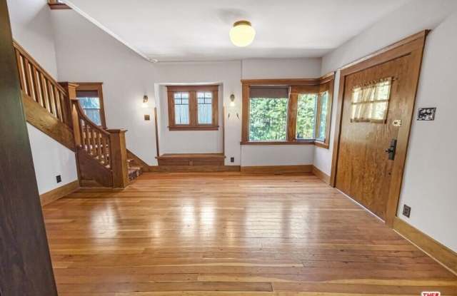 216 Mount Washington Dr Gallery 4