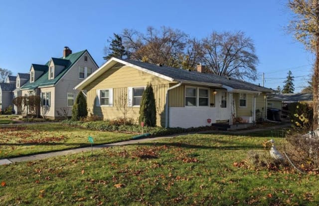 1506 Kilbourn St - 1506 Kilbourn Street, Elkhart, IN 46514