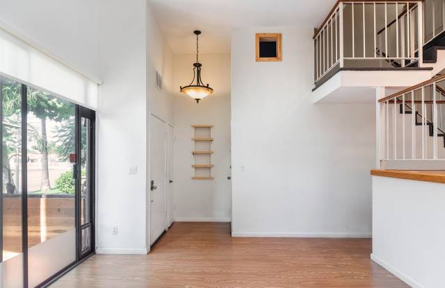 Light Filled 3-Story Townhome in Pool Community photos photos Light Filled 3-Story Townhome in Pool Community photos photos
