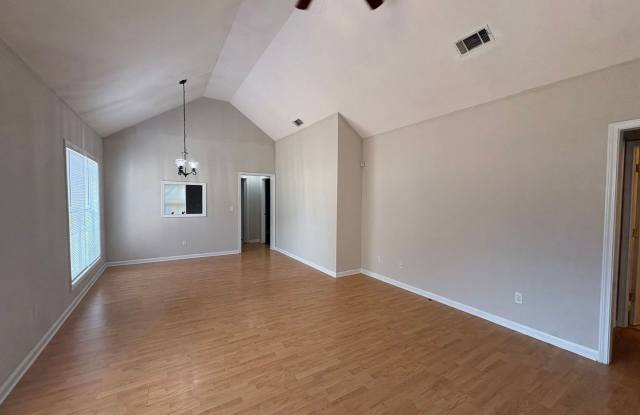 PRE-LEASING FOR AUGUST 9TH 2027! Gallery 3