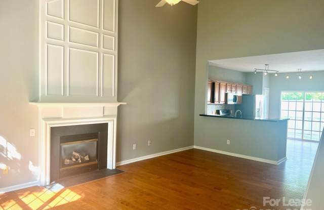 6915 Beverly Springs Drive Gallery 2