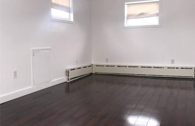 215 Sheffield Avenue - 215 Sheffield Avenue, West Babylon, NY 11704
