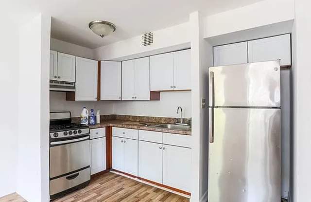 987 Jefferson Ave # 1 Gallery 2